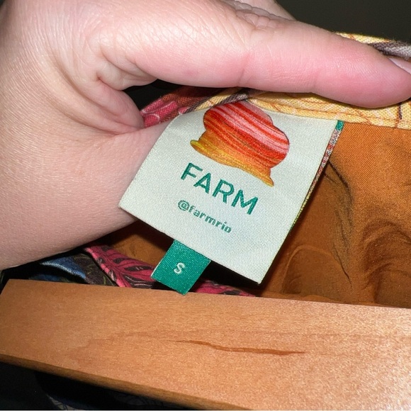 FARM Rio Beach Desire Wrap Skirt Small - Picture 6 of 9